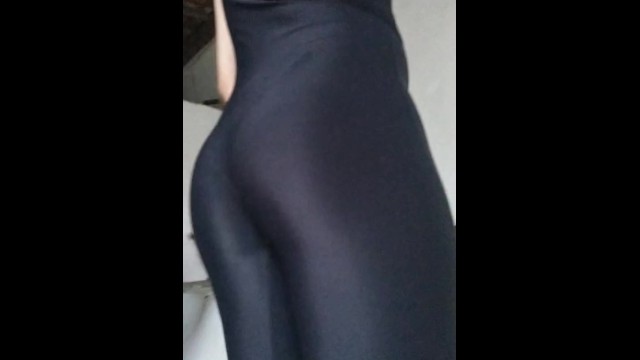 Femboy Wrestler in Luchador Bodysuit and Spandex Tights Shows Off Bubble Butt Yoga Fetish